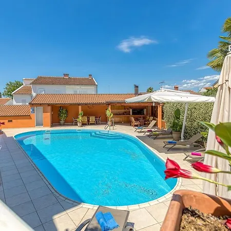 Penzion Complex Irena With Pool