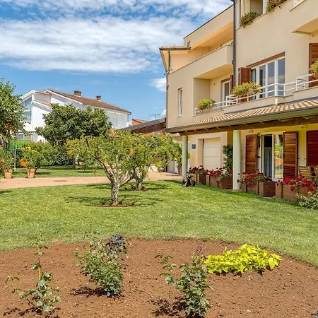 Complex Irena With Pool 4* Poreč