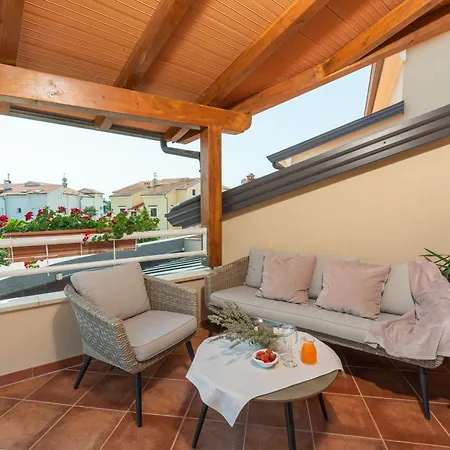 Penzion Complex Irena With Pool 4*