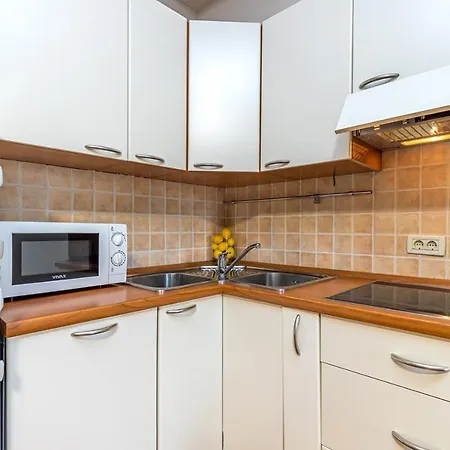 Complex Irena With Pool 4*