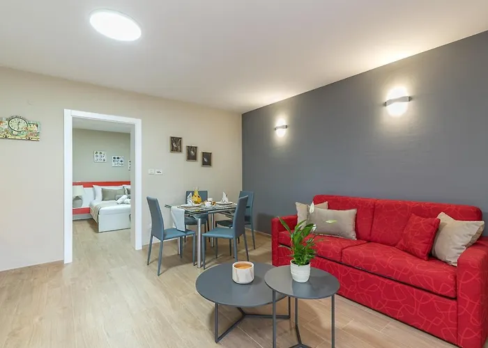 Pensionat Complex Irena With Pool 4*