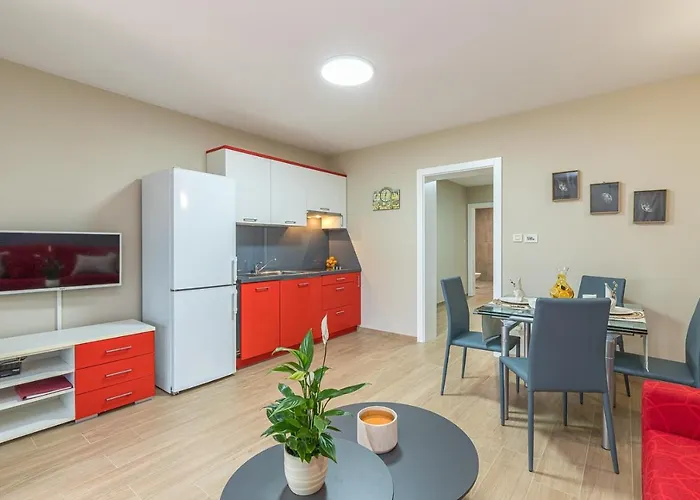 Pensionat Complex Irena With Pool