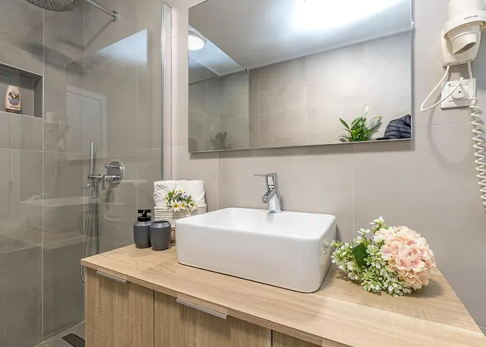 Pensionat Complex Irena With Pool Poreč