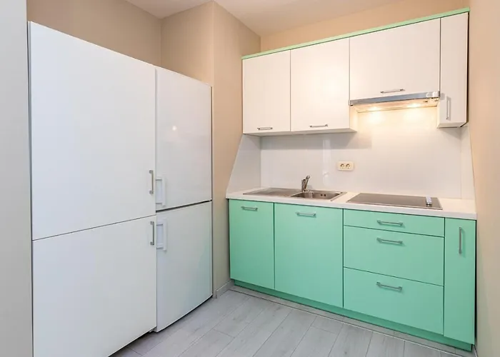 Complex Irena With Pool Poreč